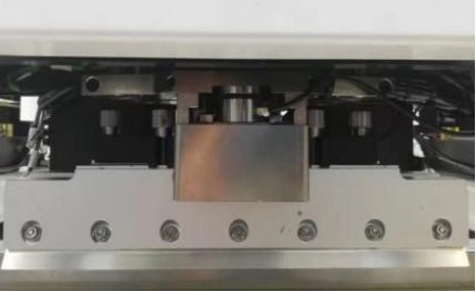 全自動(dòng)視覺印刷機(jī)(圖8)