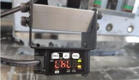 全自動(dòng)視覺印刷機(jī)(圖11)