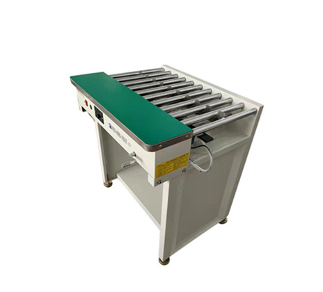 爐后可對(duì)接無軌道網(wǎng)帶線 皮帶線 自動(dòng)校正接駁臺(tái)(圖1) 爐后可對(duì)接無軌道網(wǎng)帶線 皮帶線 自動(dòng)校正接駁臺(tái)(圖1)